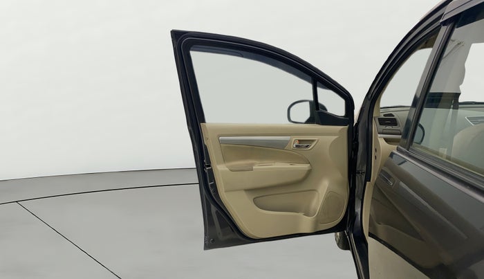 2018 Maruti Ertiga ZXI+, Petrol, Manual, 51,984 km, LHS Front Door