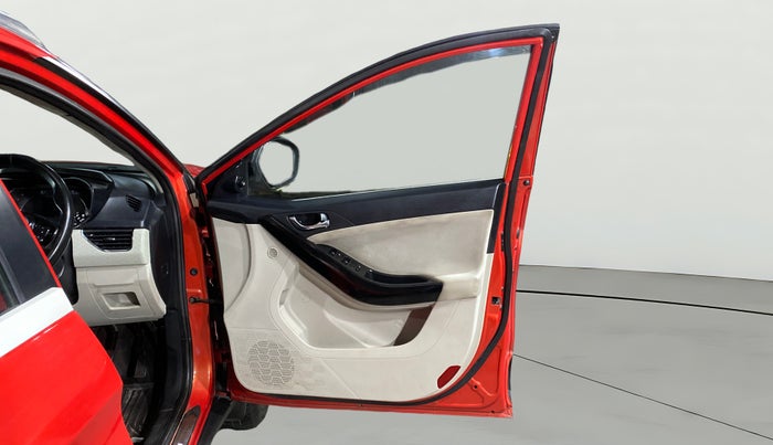 2022 Tata NEXON XZ PLUS (HS) DIESEL, Diesel, Manual, 14,095 km, RHS Front Door