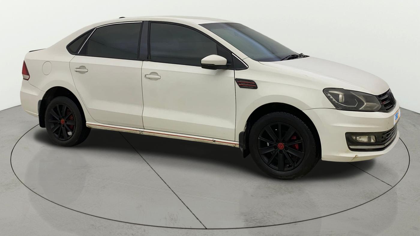 2015 Volkswagen Vento HIGHLINE PETROL AT, Petrol, Automatic, 83,539 km, SRP