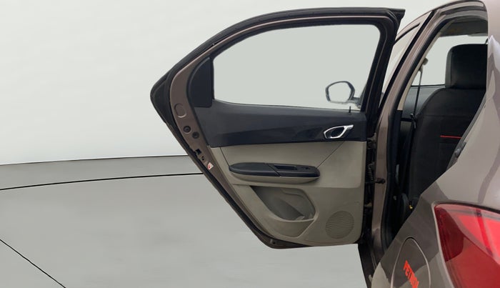 2018 Tata Tiago XZ PETROL, Petrol, Manual, 75,228 km, LHS Rear Door