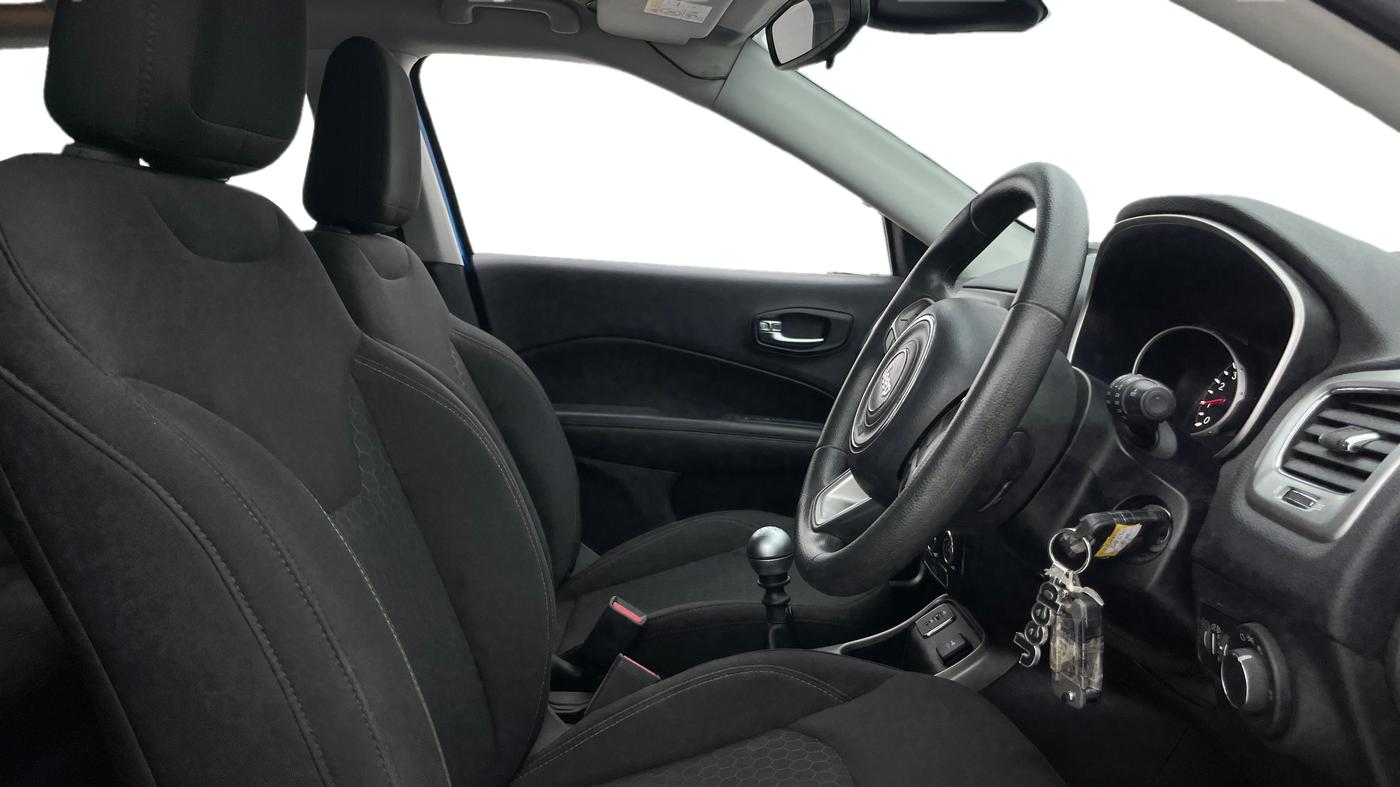 2018 Jeep Compass SPORT 1.4 PETROL, Petrol, Manual, 52,402 km, Right Side Front Door Cabin