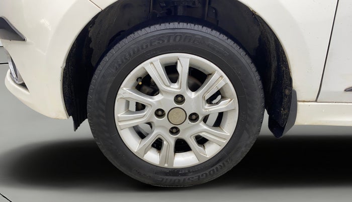 2017 Tata Tiago XZ PETROL, Petrol, Manual, 79,827 km, Left Front Wheel