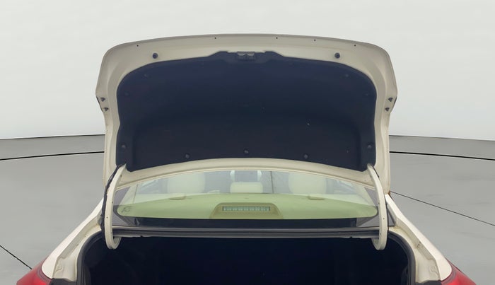 2021 Toyota YARIS J MT, Petrol, Manual, 42,024 km, Boot Door Open