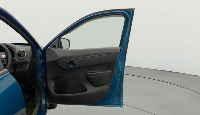 2020 Renault Kwid RXT 1.0 (O), Petrol, Manual, 85,601 km, RHS Front Door