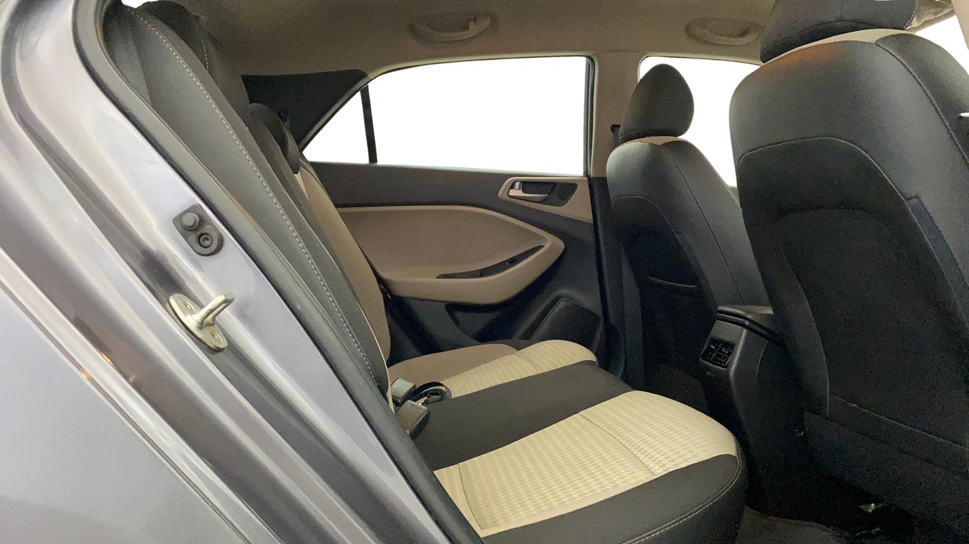 2018 Hyundai Elite i20 ASTA 1.2  CVT, Petrol, Automatic, 15,023 km, Right Side Rear Door Cabin