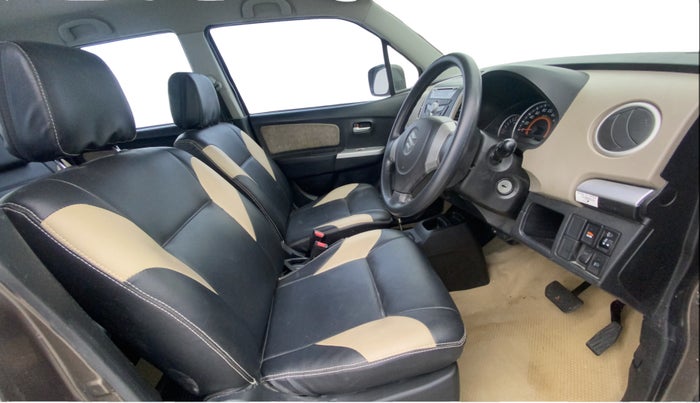 2015 Maruti Wagon R 1.0 VXI AMT, Petrol, Automatic, 39,617 km, Right Side Front Door Cabin