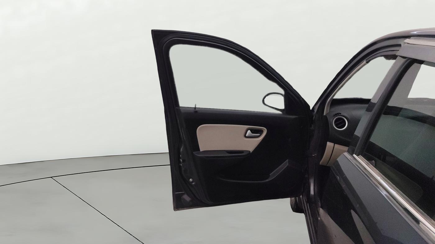 2022 Maruti Alto LXI OPT CNG, CNG, Manual, 25,127 km, LHS Front Door