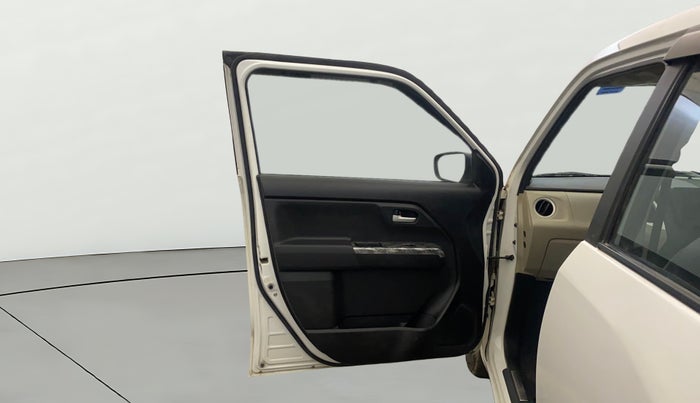 2020 Maruti New Wagon-R ZXI 1.2 AMT, Petrol, Automatic, 35,466 km, LHS Front Door