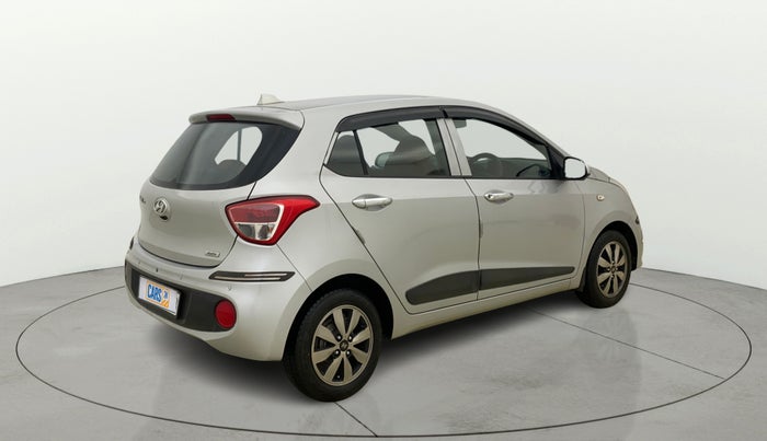 2017 Hyundai Grand i10 MAGNA AT 1.2 KAPPA VTVT, Petrol, Automatic, 27,080 km, Right Back Diagonal