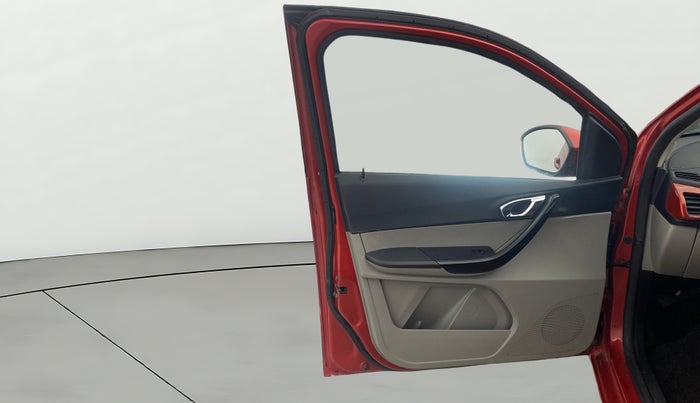 2019 Tata Tiago XZ PLUS PETROL, Petrol, Manual, 49,076 km, LHS Front Door