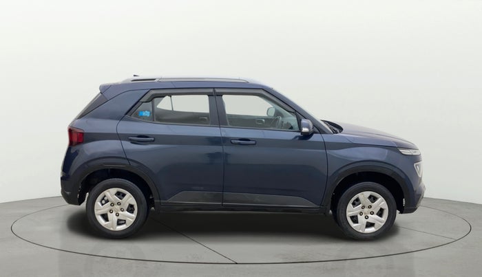 2021 Hyundai VENUE S+ 1.2, Petrol, Manual, 73,267 km, Right Side View