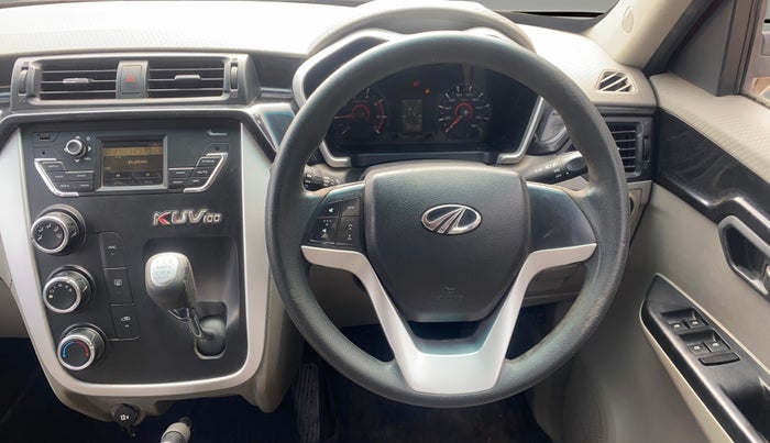 2016 Mahindra Kuv100 K6 PLUS D 6 STR, Diesel, Manual, 85,537 km, Steering Wheel Close Up