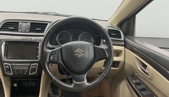 2017 Maruti Ciaz ZXI+, Petrol, Manual, 68,922 km, Steering Wheel Close Up