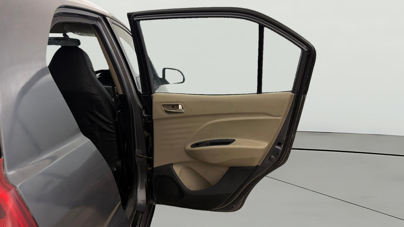 2018 Hyundai NEW SANTRO MAGNA AMT, Petrol, Automatic, 43,103 km, RHS Rear Door