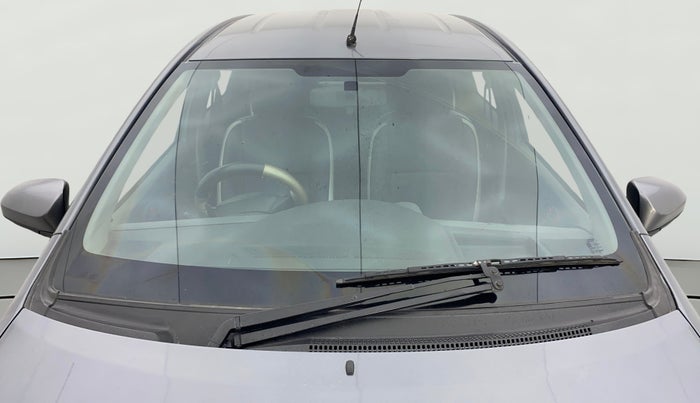 2013 Toyota Etios Liva G, Petrol, Manual, 76,853 km, Front Windshield