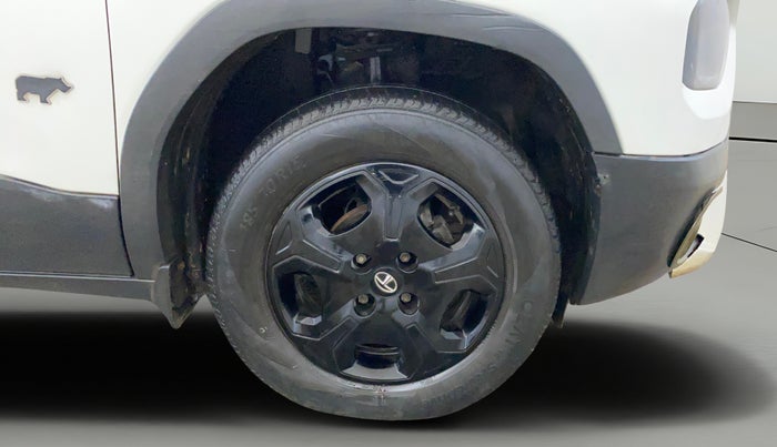 2022 Tata PUNCH ACCOMPLISHED MT, CNG, Manual, 74,630 km, Right Front Wheel