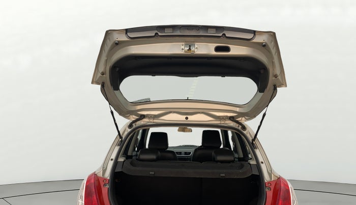 2015 Maruti Swift ZXI, Petrol, Manual, 1,11,287 km, Boot Door Open