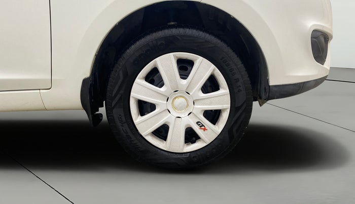 2015 Tata Bolt XMS REVOTRON, Petrol, Manual, 63,768 km, Right Front Wheel