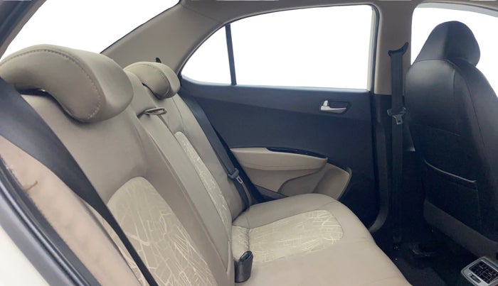 2015 Hyundai Xcent S 1.2, Petrol, Manual, 11,524 km, Right Side Rear Door Cabin