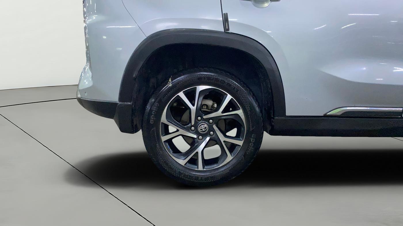 2024 Toyota URBAN CRUISER HYRYDER G NEO DRIVE, Petrol, Manual, 25,213 km, Right Rear Wheel