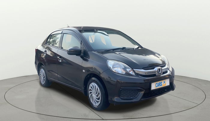 2017 Honda Amaze 1.2L I-VTEC S, Petrol, Manual, 46,424 km, Right Front Diagonal