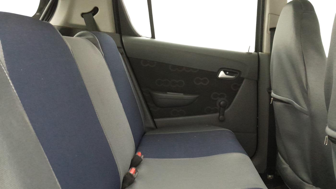 2015 Maruti Alto 800 LXI, Petrol, Manual, 64,654 km, Right Side Rear Door Cabin
