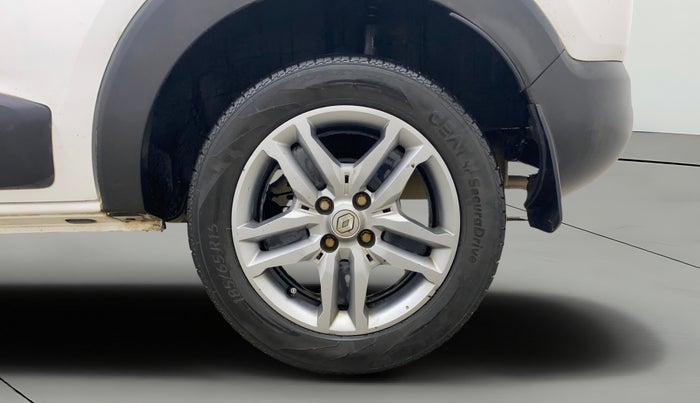 2022 Renault TRIBER RXZ, Petrol, Manual, 35,510 km, Left Rear Wheel