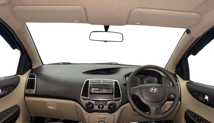 2013 Hyundai i20 MAGNA 1.4 CRDI, Diesel, Manual, 96,642 km, Dashboard