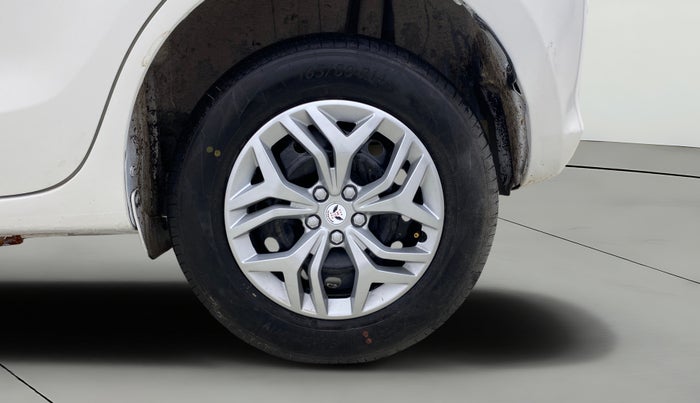 2018 Maruti Swift VXI, Petrol, Manual, 60,743 km, Left Rear Wheel