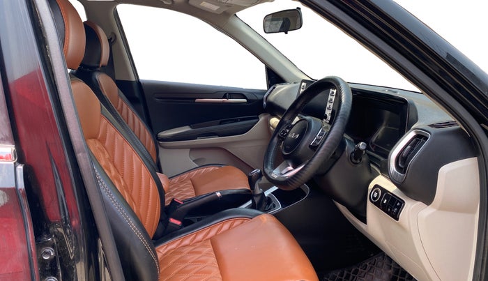 2023 KIA SONET HTX 1.5D IMT, Diesel, Manual, 64,299 km, Right Side Front Door Cabin