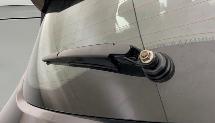 2020 Tata Harrier XT PLUS 2.0L KRYOTEC, Diesel, Manual, 95,400 km, Rear Wiper