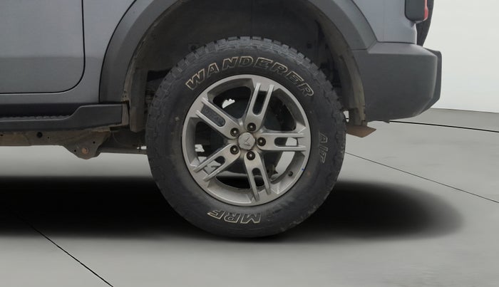 2024 Mahindra Thar LX P 2WD AT HT, Petrol, Automatic, 31,978 km, Left Rear Wheel