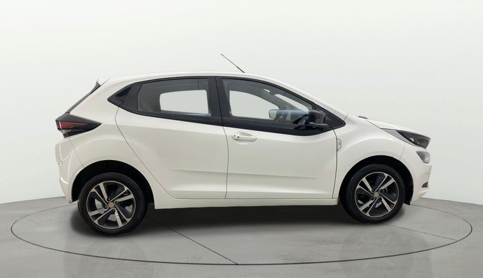 2021 Tata ALTROZ XZ PETROL, Petrol, Manual, 12,115 km, Right Side View