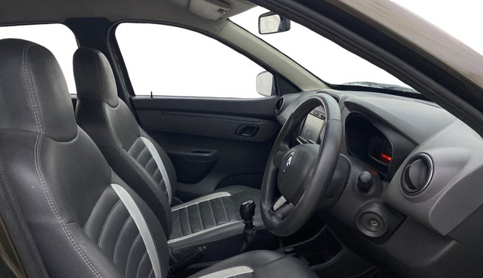 2016 Renault Kwid RXT 1.0, Petrol, Manual, 49,785 km, Right Side Front Door Cabin