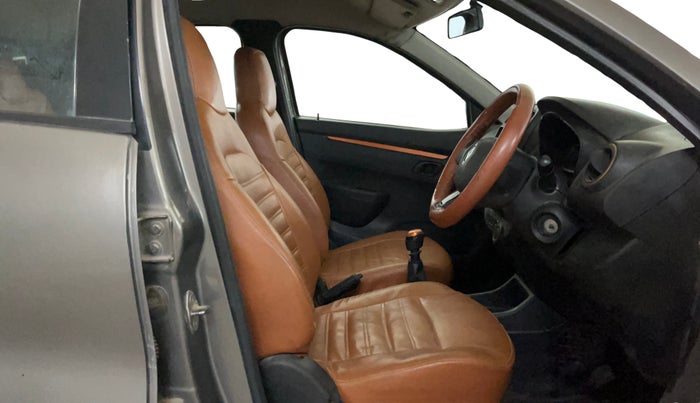 2017 Renault Kwid RXT 0.8, Petrol, Manual, 41,654 km, Right Side Front Door Cabin