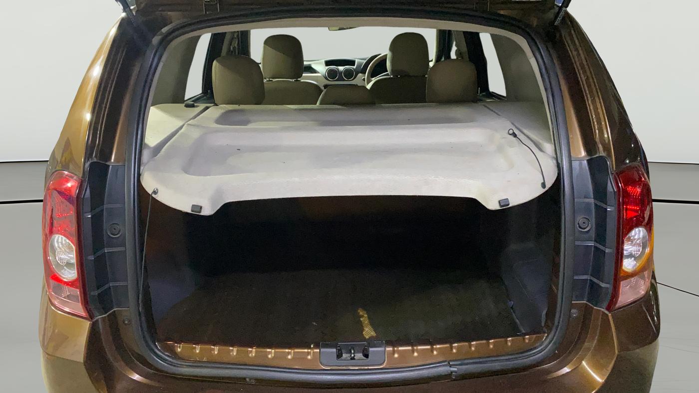 2014 Renault Duster RXL PETROL, Petrol, Manual, 37,765 km, Boot Open Zoomed View
