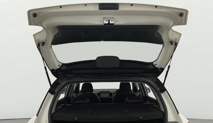 2022 Hyundai VENUE SX PLUS 1.0 TURBO DCT DUAL TONE, Petrol, Automatic, 24,238 km, Boot Door Open