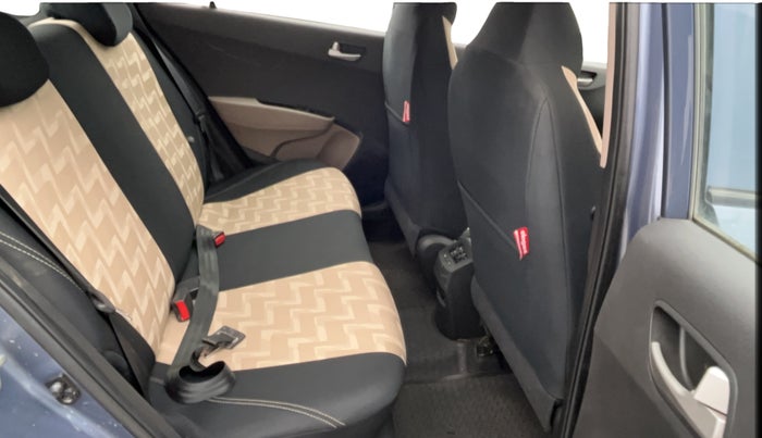 2014 Hyundai Grand i10 ASTA (O) 1.2 KAPPA VTVT, Petrol, Manual, 27,339 km, Right Side Rear Door Cabin