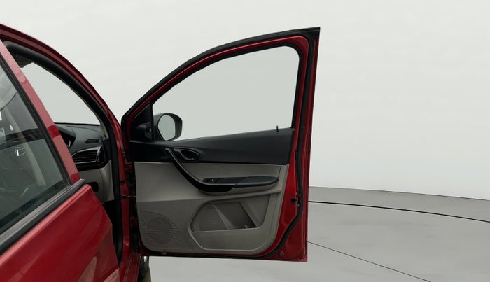 2019 Tata Tiago XZ PETROL, Petrol, Manual, 57,314 km, RHS Front Door