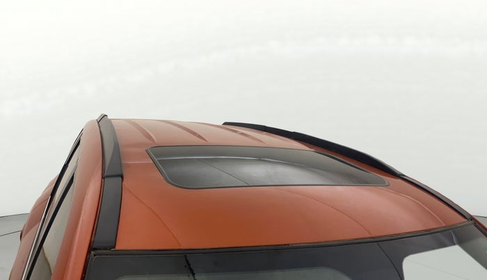 2016 Mahindra XUV500 W10 AT, Diesel, Automatic, 72,178 km, Roof