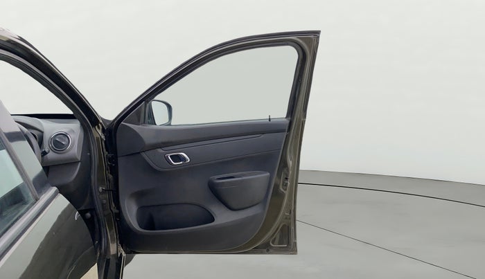 2018 Renault Kwid RXT 1.0 (O), Petrol, Manual, 50,239 km, RHS Front Door