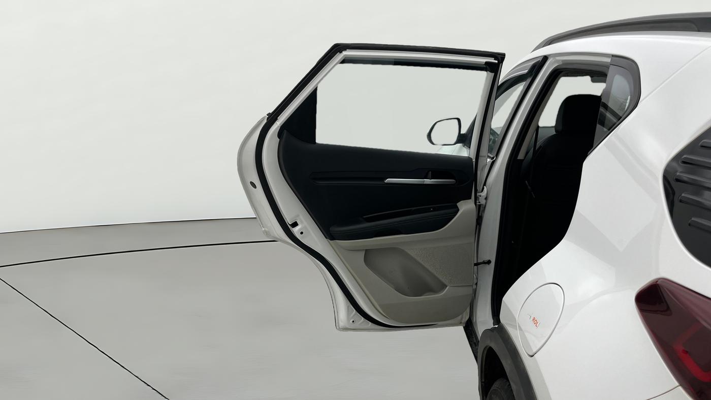 2021 KIA SONET HTX 1.0 IMT, Petrol, Manual, 52,945 km, LHS Rear Door