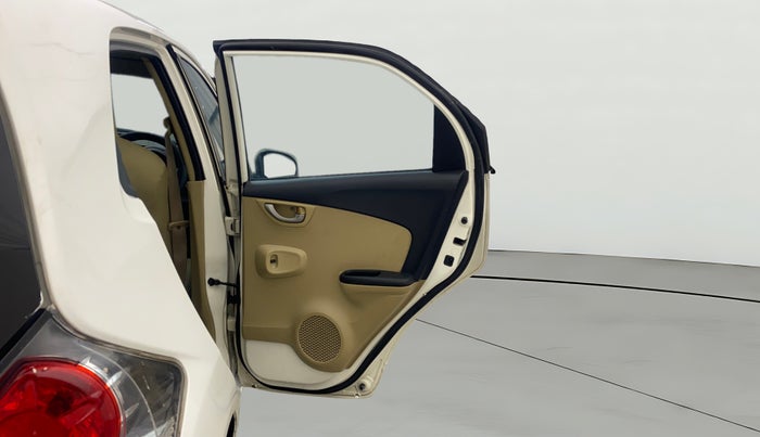 2014 Honda Brio VX AT, Petrol, Automatic, 1,03,595 km, RHS Rear Door