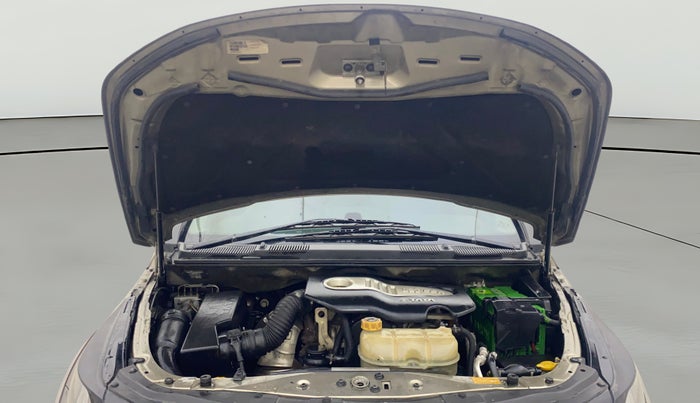 2017 Tata Hexa XTA 4X2 6 STR, Diesel, Automatic, 95,880 km, Open Bonet