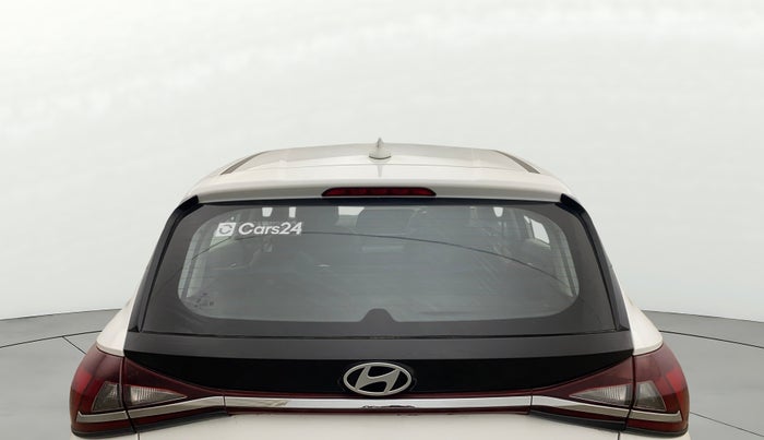 2025 Hyundai NEW I20 SPORTZ 1.2 MT, Petrol, Manual, 21,264 km, Rear Windshield