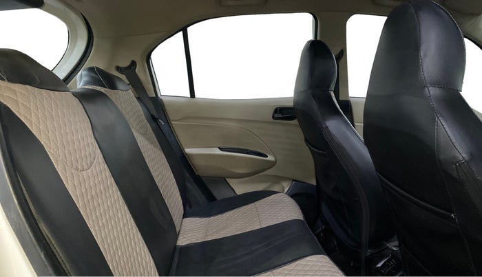 2020 Hyundai NEW SANTRO SPORTZ MT, Petrol, Manual, 44,423 km, Right Side Rear Door Cabin