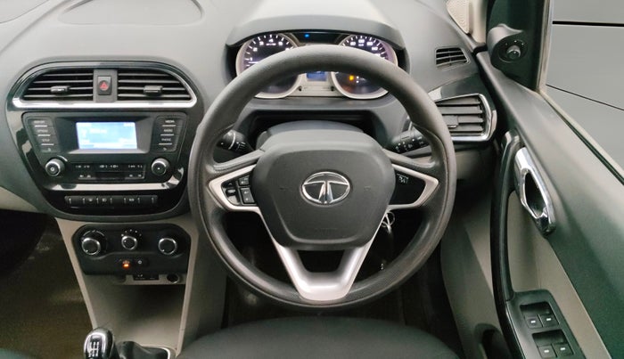 2016 Tata Tiago XZ PETROL, Petrol, Manual, 36,254 km, Steering Wheel Close Up