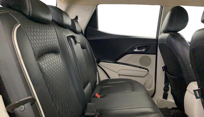 2020 Mahindra XUV300 W8 1.2 PETROL, Petrol, Manual, 50 km, Right Side Rear Door Cabin