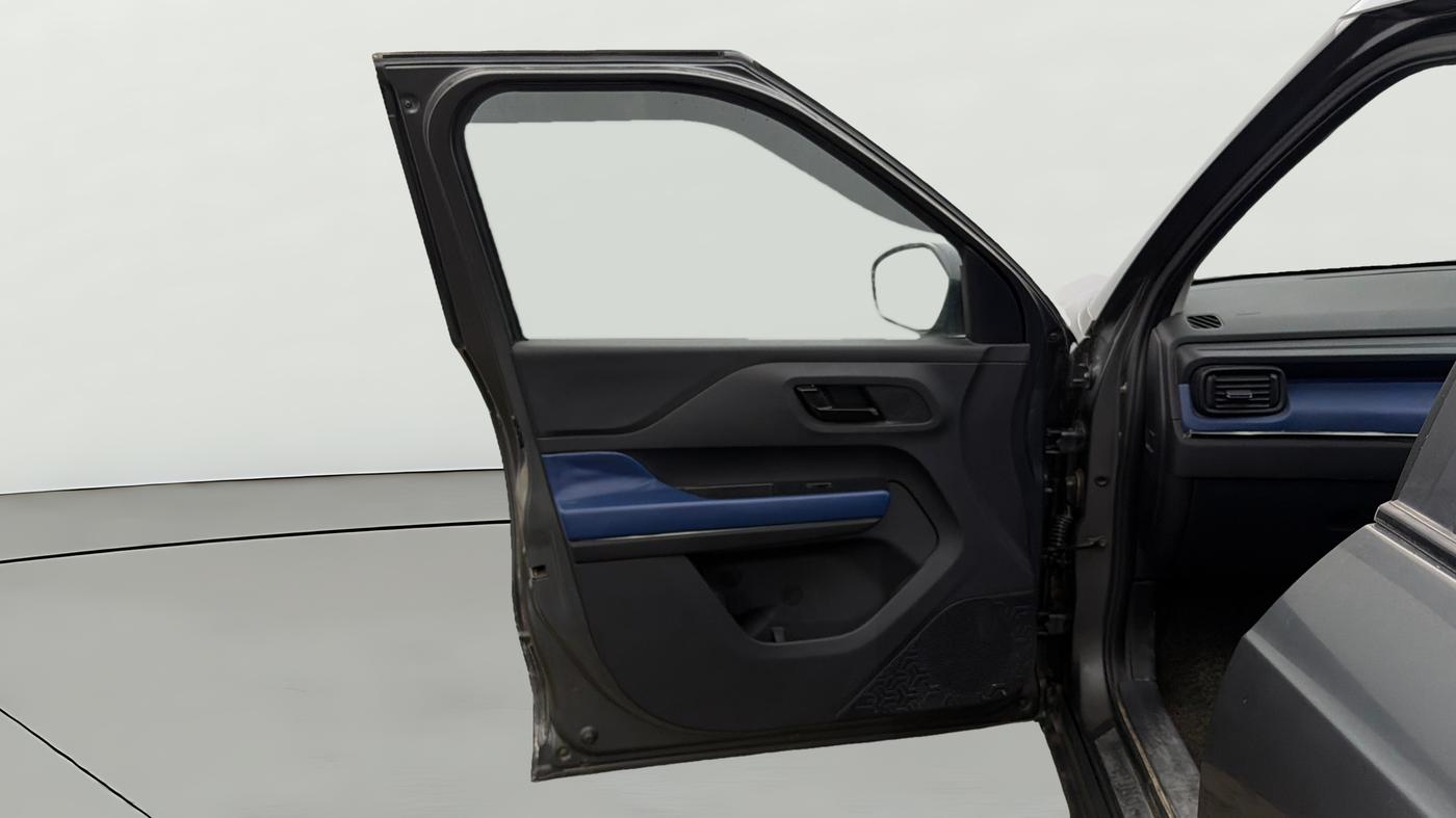 2023 Tata PUNCH PURE MT, Petrol, Manual, 13,997 km, LHS Front Door