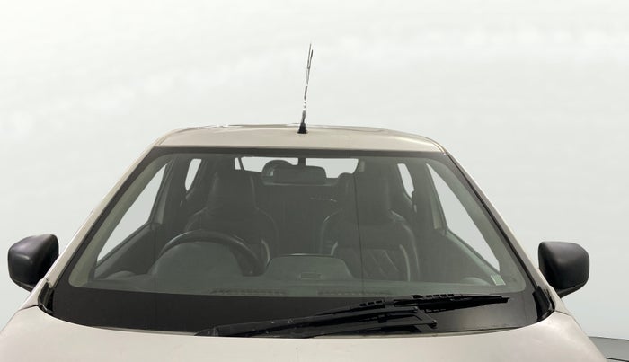 2016 Renault Kwid RXL, Petrol, Manual, 66,721 km, Front Windshield